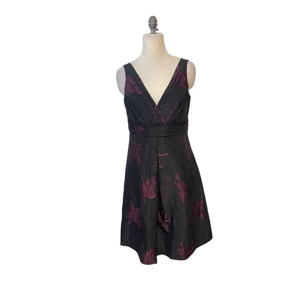 Elie Tahari Dresses & Skirts - Elie Tahari Bethany Dress Black Plum Floral Embroidered 12